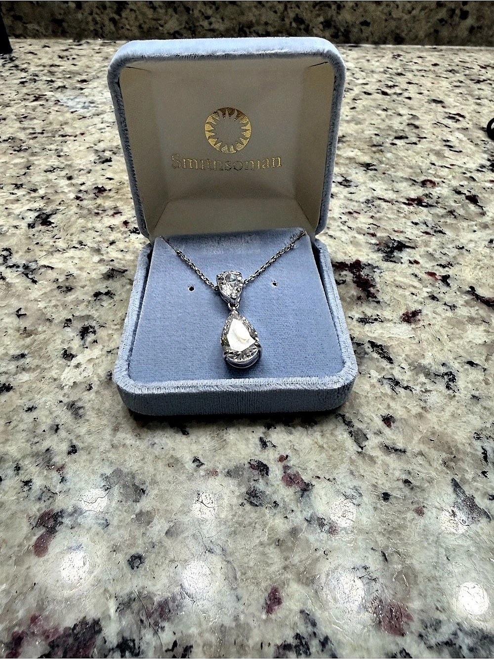 Crystal Drop Pendant Necklace in Silver Like New